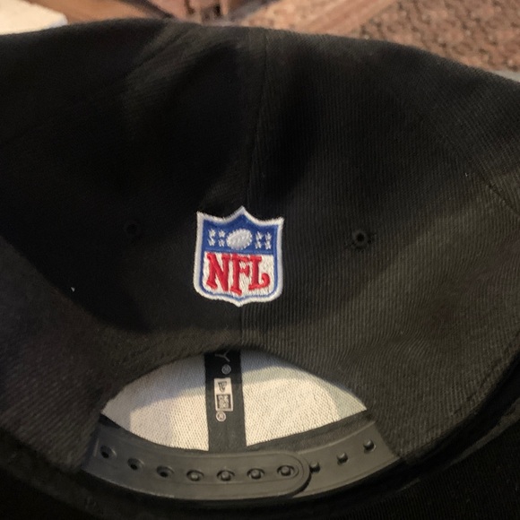 New Era Black Cap with Red and White Texans - Picture 5 of 7